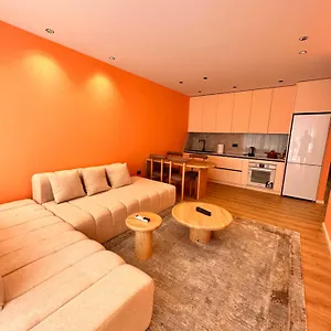 https://aia-apartments-tirana.hotels-in-tirana.com